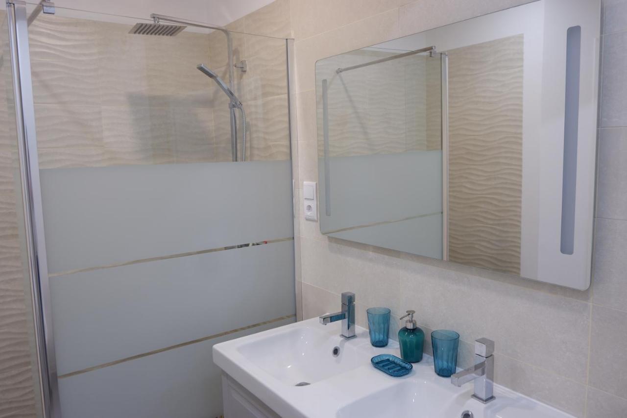 Apartamento Baleia Apartment Costa de Caparica Ngoại thất bức ảnh